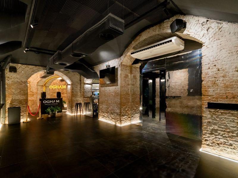 Children dancing at a private birthday venue in Barcelona